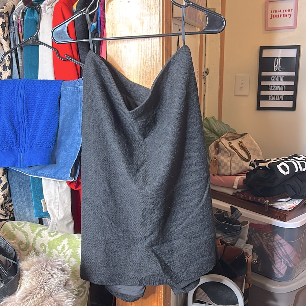 Karl lagerfeld skirt